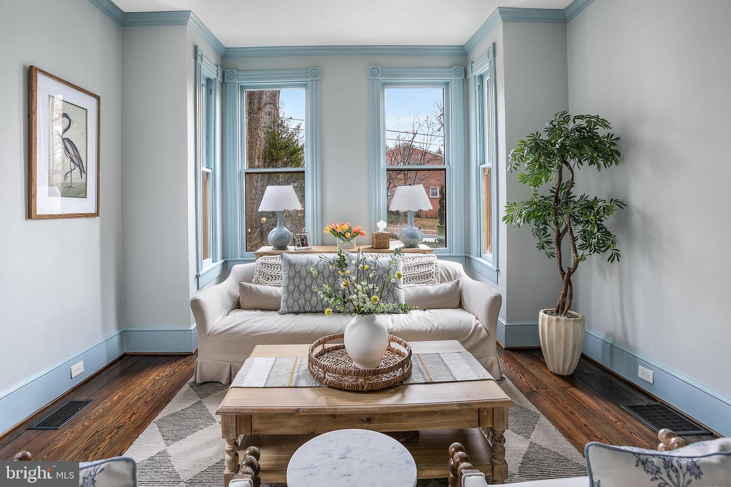 1506 N NICHOLAS ST, ARLINGTON, Virginia 22205, 4 Bedrooms Bedrooms, ,2 BathroomsBathrooms,Residential,For sale,1506 N NICHOLAS ST,VAAR2058380 MLS # VAAR2058380