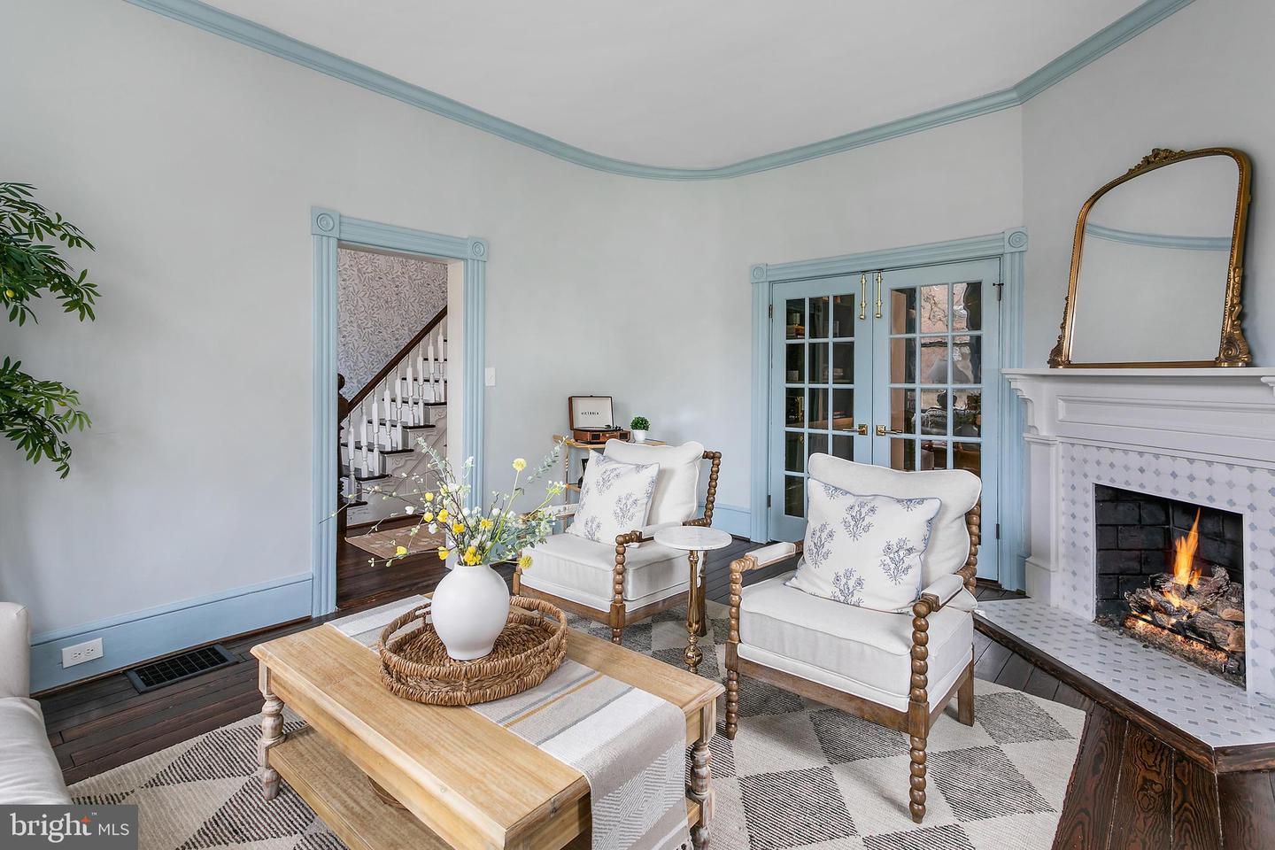 1506 N NICHOLAS ST, ARLINGTON, Virginia 22205, 4 Bedrooms Bedrooms, ,2 BathroomsBathrooms,Residential,For sale,1506 N NICHOLAS ST,VAAR2058380 MLS # VAAR2058380