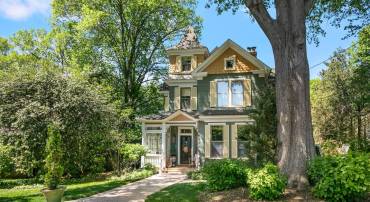 1506 N NICHOLAS ST, ARLINGTON, Virginia 22205, 4 Bedrooms Bedrooms, ,2 BathroomsBathrooms,Residential,For sale,1506 N NICHOLAS ST,VAAR2058380 MLS # VAAR2058380