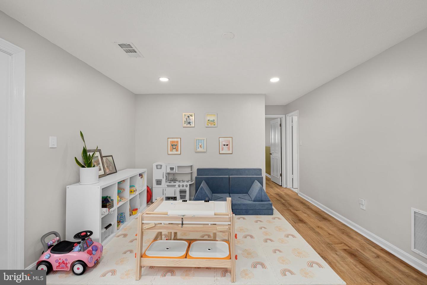 4301 IVANHOE PL, ALEXANDRIA, Virginia 22304, 4 Bedrooms Bedrooms, ,3 BathroomsBathrooms,Residential,For sale,4301 IVANHOE PL,VAAX2045830 MLS # VAAX2045830