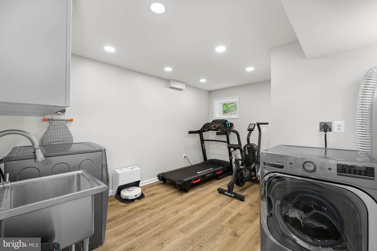 4301 IVANHOE PL, ALEXANDRIA, Virginia 22304, 4 Bedrooms Bedrooms, ,3 BathroomsBathrooms,Residential,For sale,4301 IVANHOE PL,VAAX2045830 MLS # VAAX2045830