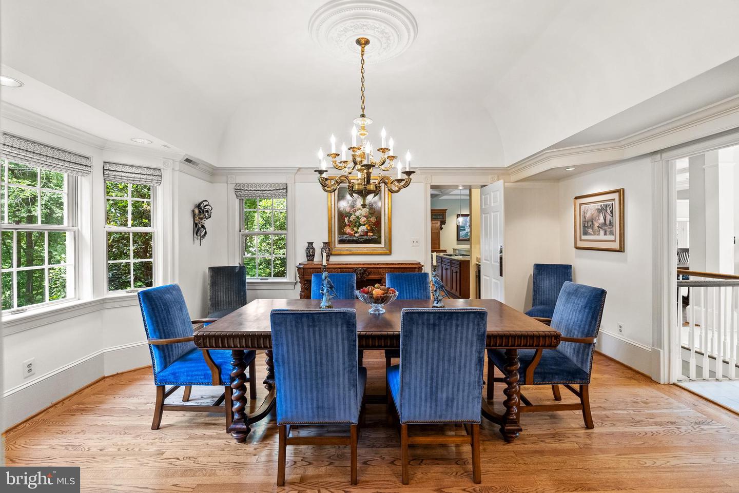 6707 LUPINE LN, MCLEAN, Virginia 22101, 6 Bedrooms Bedrooms, ,6 BathroomsBathrooms,Residential,For sale,6707 LUPINE LN,VAFX2243902 MLS # VAFX2243902