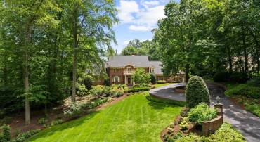 6707 LUPINE LN, MCLEAN, Virginia 22101, 6 Bedrooms Bedrooms, ,6 BathroomsBathrooms,Residential,For sale,6707 LUPINE LN,VAFX2243902 MLS # VAFX2243902