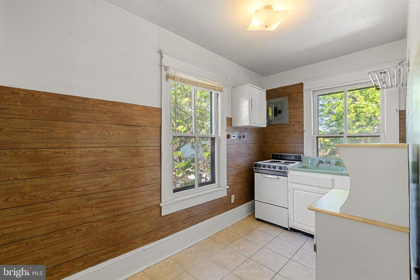 410 N WEST ST, CULPEPER, Virginia 22701, 3 Bedrooms Bedrooms, ,3 BathroomsBathrooms,Residential,For sale,410 N WEST ST,VACU2010698 MLS # VACU2010698