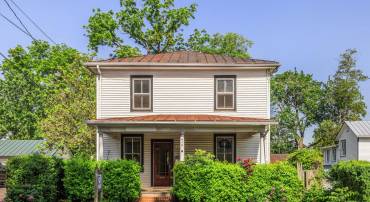 410 N WEST ST, CULPEPER, Virginia 22701, 3 Bedrooms Bedrooms, ,3 BathroomsBathrooms,Residential,For sale,410 N WEST ST,VACU2010698 MLS # VACU2010698