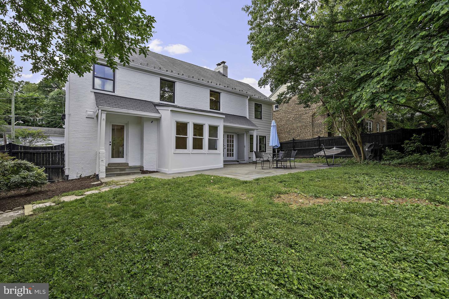 3801 LORCOM LN N, ARLINGTON, Virginia 22207, 3 Bedrooms Bedrooms, ,4 BathroomsBathrooms,Residential,For sale,3801 LORCOM LN N,VAAR2058386 MLS # VAAR2058386