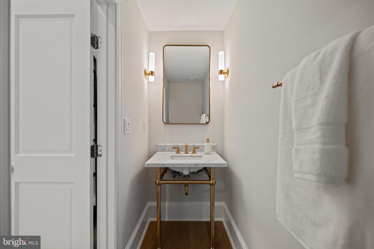5376 28TH ST NW, WASHINGTON, District Of Columbia 20015, 5 Bedrooms Bedrooms, ,4 BathroomsBathrooms,Residential,For sale,5376 28TH ST NW,DCDC2203136 MLS # DCDC2203136