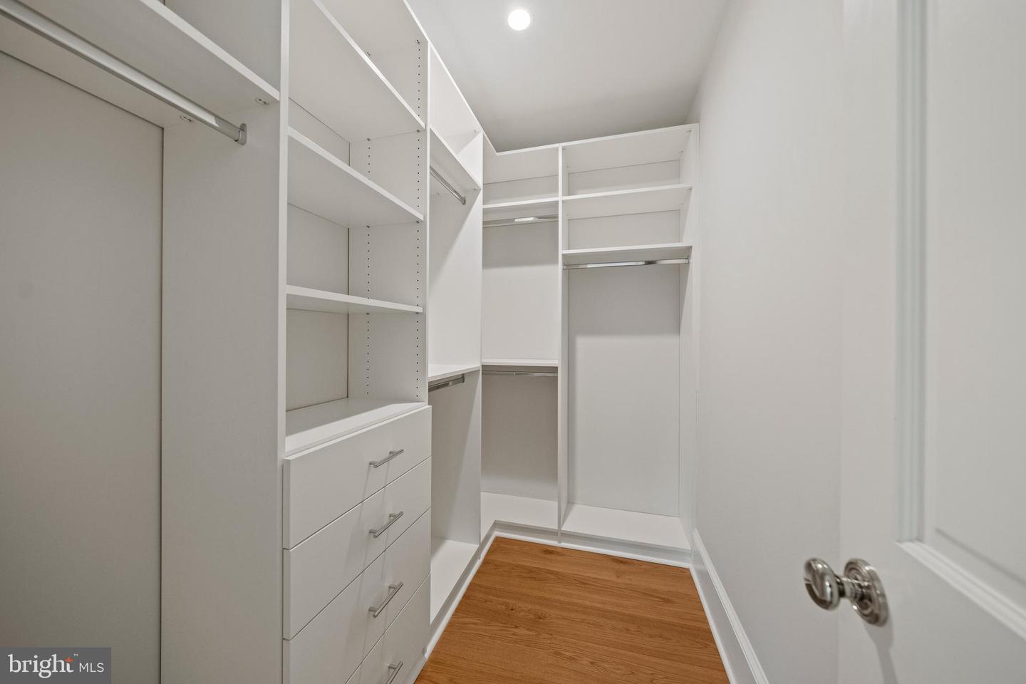 5376 28TH ST NW, WASHINGTON, District Of Columbia 20015, 5 Bedrooms Bedrooms, ,4 BathroomsBathrooms,Residential,For sale,5376 28TH ST NW,DCDC2203136 MLS # DCDC2203136