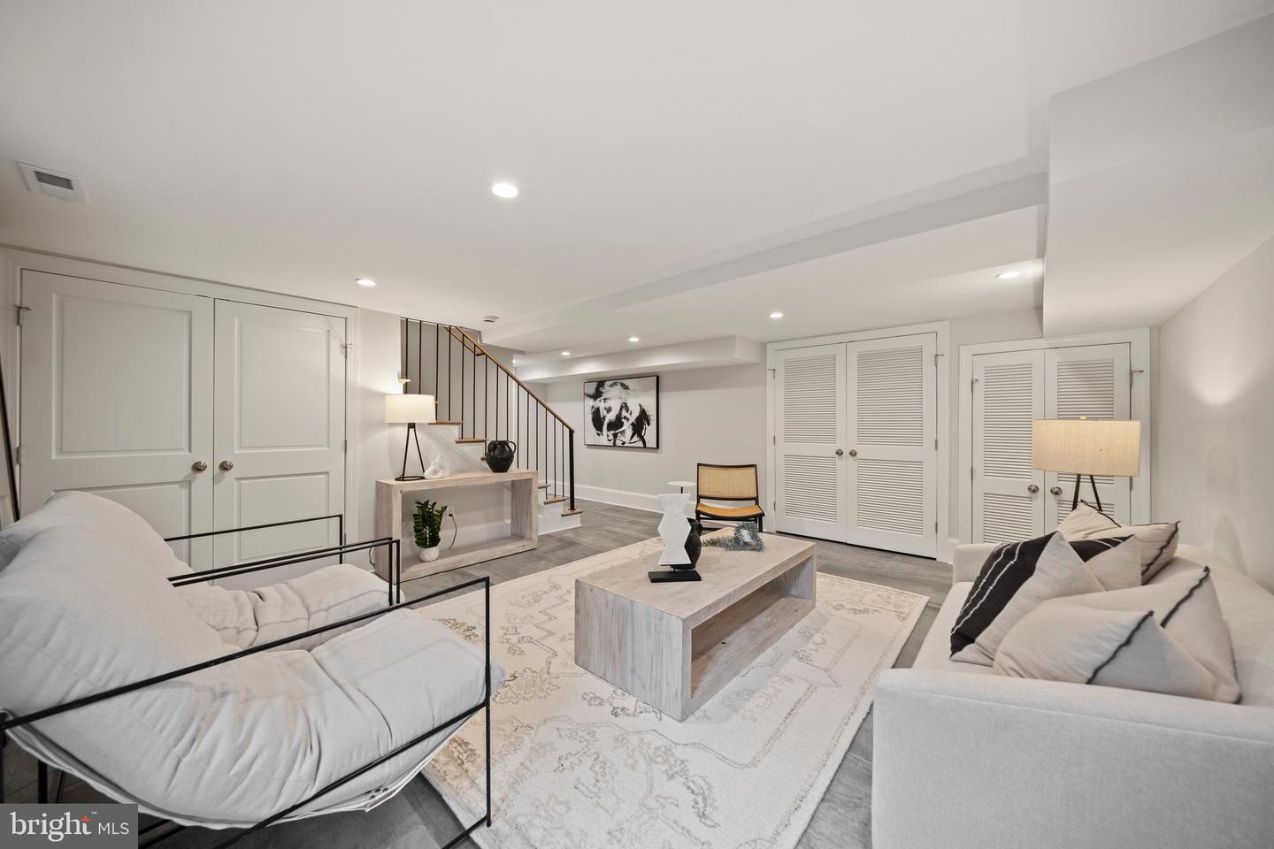 5376 28TH ST NW, WASHINGTON, District Of Columbia 20015, 5 Bedrooms Bedrooms, ,4 BathroomsBathrooms,Residential,For sale,5376 28TH ST NW,DCDC2203136 MLS # DCDC2203136