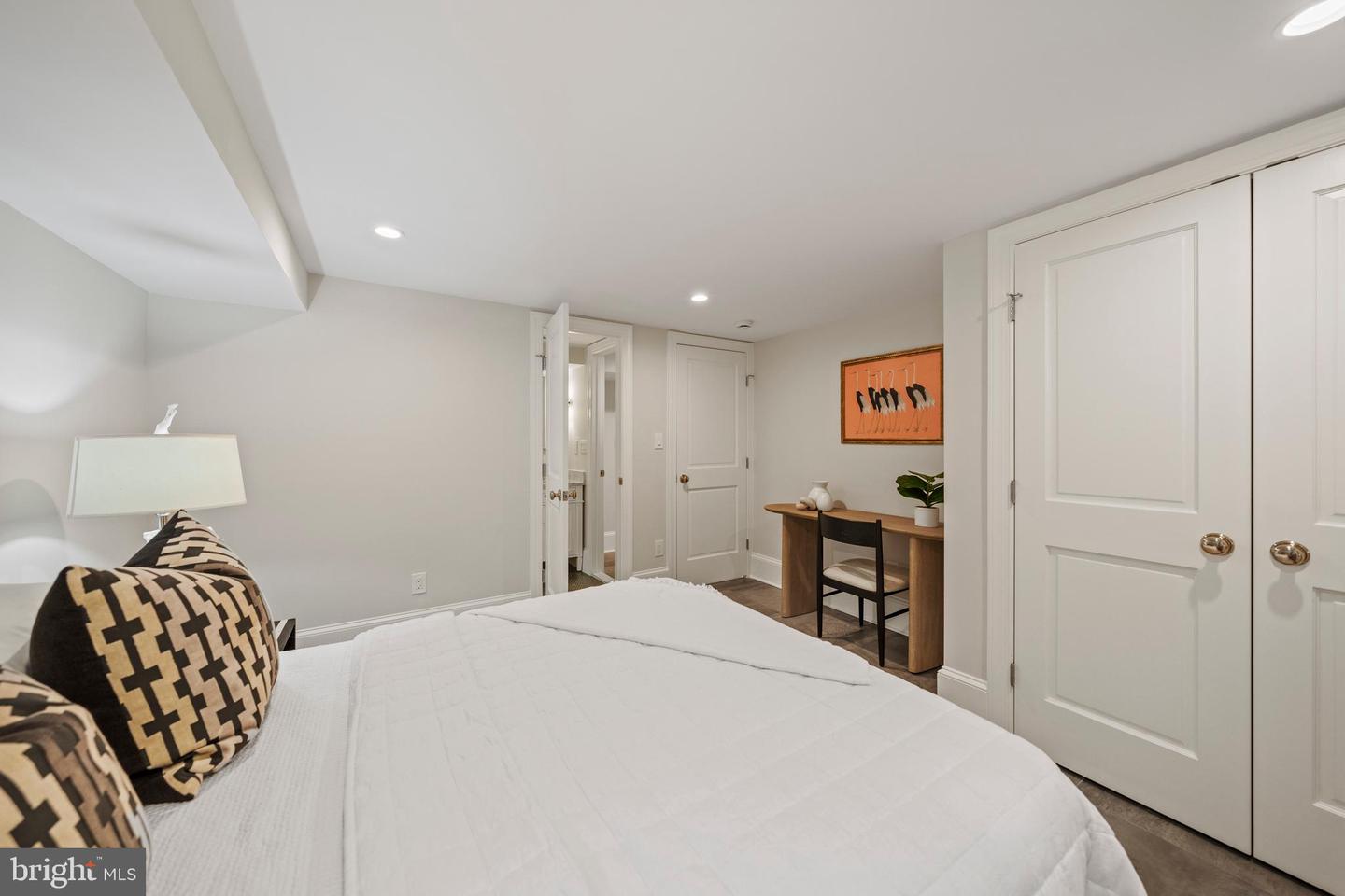 5376 28TH ST NW, WASHINGTON, District Of Columbia 20015, 5 Bedrooms Bedrooms, ,4 BathroomsBathrooms,Residential,For sale,5376 28TH ST NW,DCDC2203136 MLS # DCDC2203136