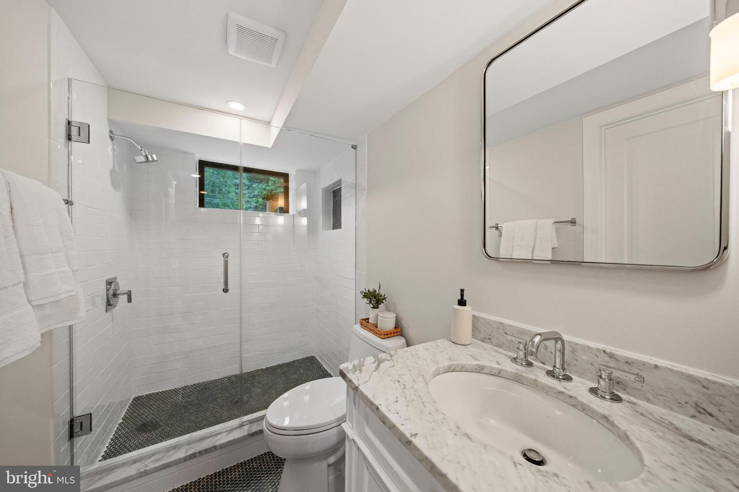 5376 28TH ST NW, WASHINGTON, District Of Columbia 20015, 5 Bedrooms Bedrooms, ,4 BathroomsBathrooms,Residential,For sale,5376 28TH ST NW,DCDC2203136 MLS # DCDC2203136