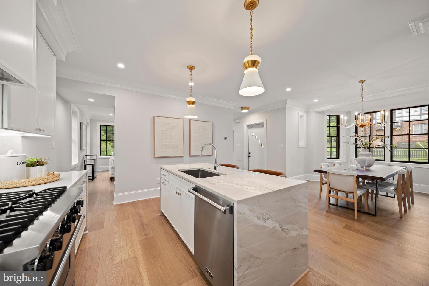 5376 28TH ST NW, WASHINGTON, District Of Columbia 20015, 5 Bedrooms Bedrooms, ,4 BathroomsBathrooms,Residential,For sale,5376 28TH ST NW,DCDC2203136 MLS # DCDC2203136