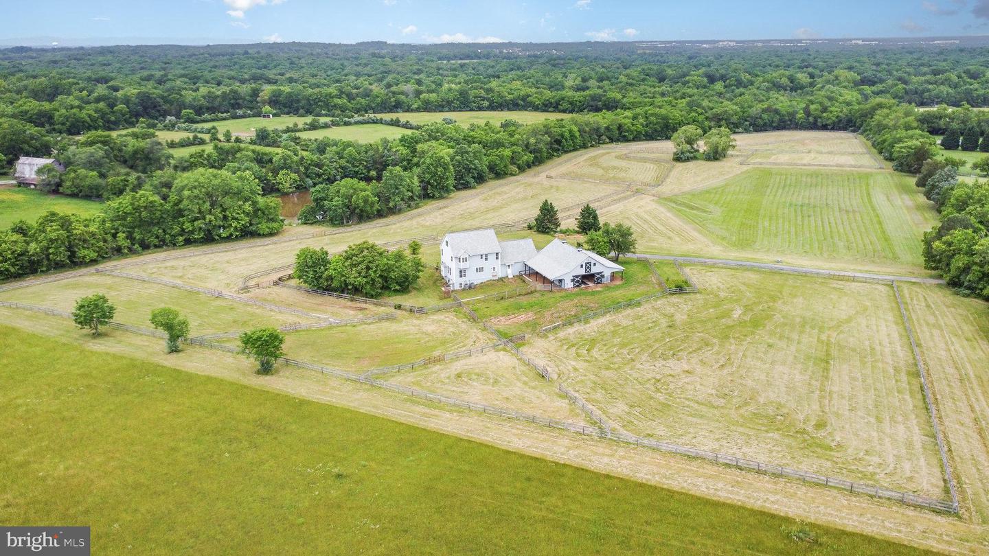 11966 BLUEGRASS CT, NOKESVILLE, Virginia 20181, 4 Bedrooms Bedrooms, ,2 BathroomsBathrooms,Residential,For sale,11966 BLUEGRASS CT,VAPW2095844 MLS # VAPW2095844