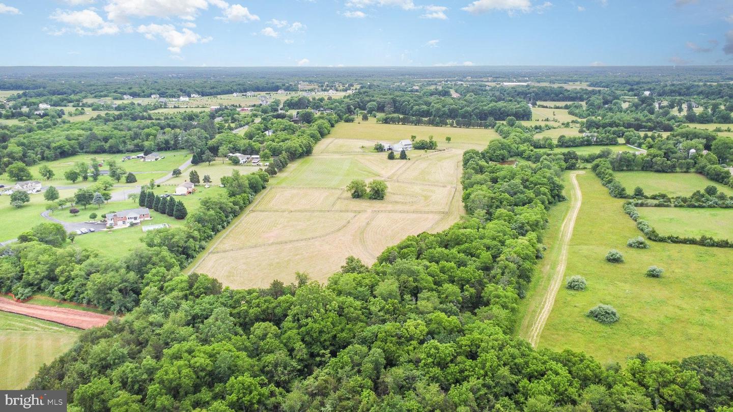 11966 BLUEGRASS CT, NOKESVILLE, Virginia 20181, 4 Bedrooms Bedrooms, ,2 BathroomsBathrooms,Residential,For sale,11966 BLUEGRASS CT,VAPW2095844 MLS # VAPW2095844