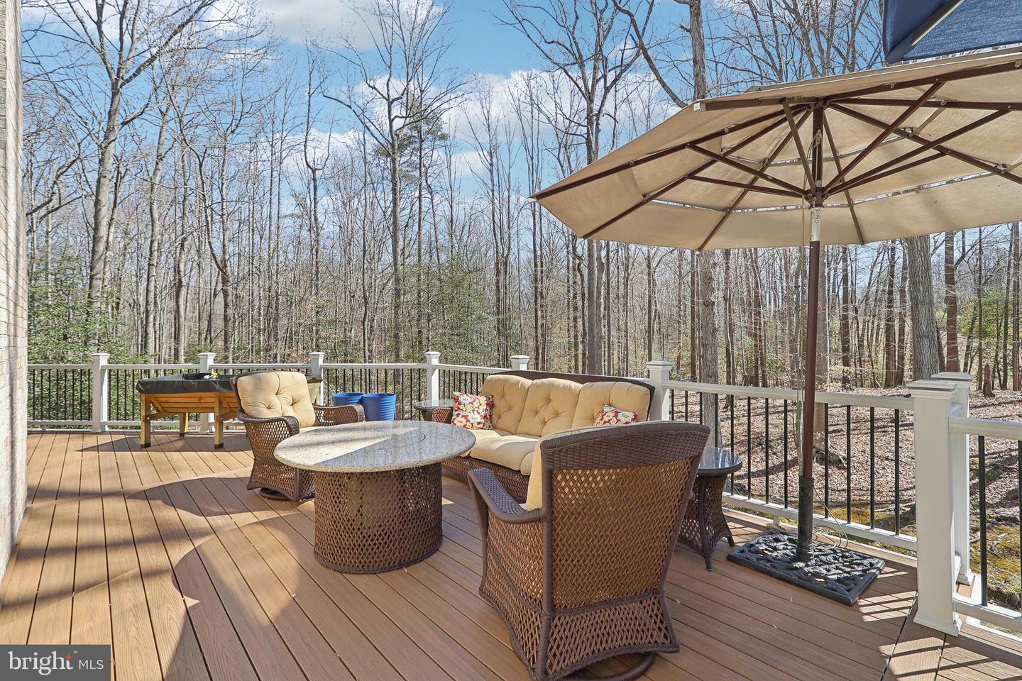 7951 KELLY ANN CT, FAIRFAX STATION, Virginia 22039, 5 Bedrooms Bedrooms, ,5 BathroomsBathrooms,Residential,For sale,7951 KELLY ANN CT,VAFX2244152 MLS # VAFX2244152