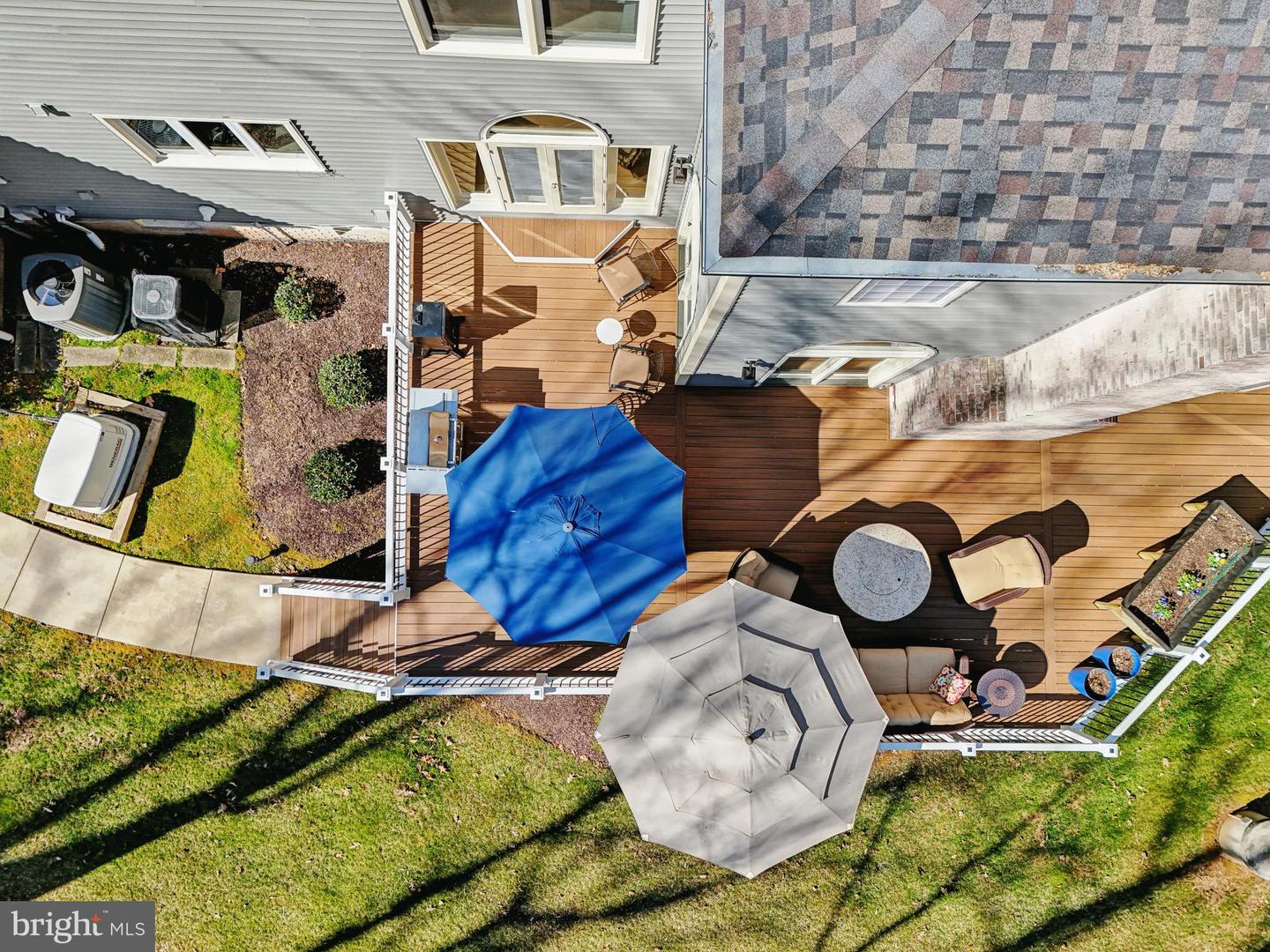 7951 KELLY ANN CT, FAIRFAX STATION, Virginia 22039, 5 Bedrooms Bedrooms, ,5 BathroomsBathrooms,Residential,For sale,7951 KELLY ANN CT,VAFX2244152 MLS # VAFX2244152