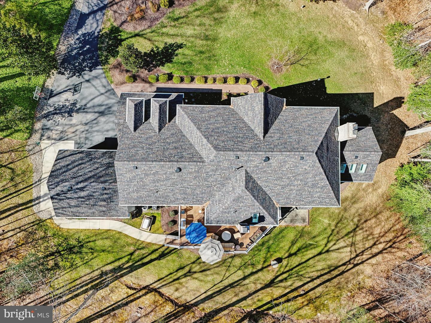 7951 KELLY ANN CT, FAIRFAX STATION, Virginia 22039, 5 Bedrooms Bedrooms, ,5 BathroomsBathrooms,Residential,For sale,7951 KELLY ANN CT,VAFX2244152 MLS # VAFX2244152