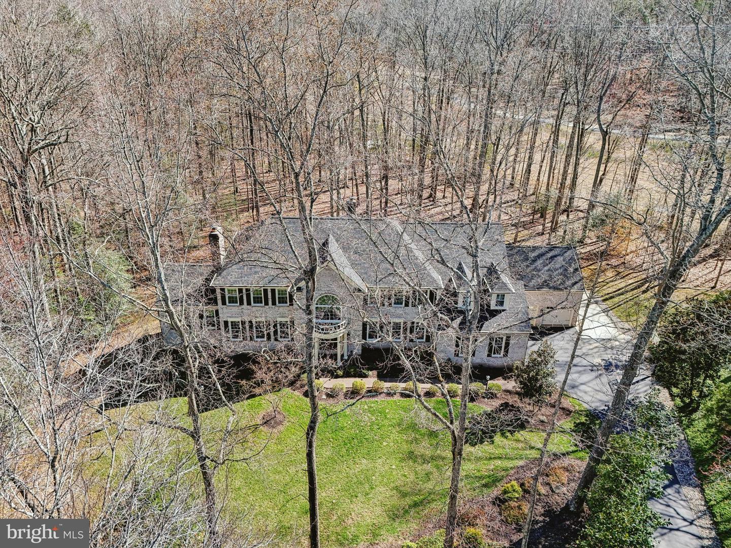 7951 KELLY ANN CT, FAIRFAX STATION, Virginia 22039, 5 Bedrooms Bedrooms, ,5 BathroomsBathrooms,Residential,For sale,7951 KELLY ANN CT,VAFX2244152 MLS # VAFX2244152