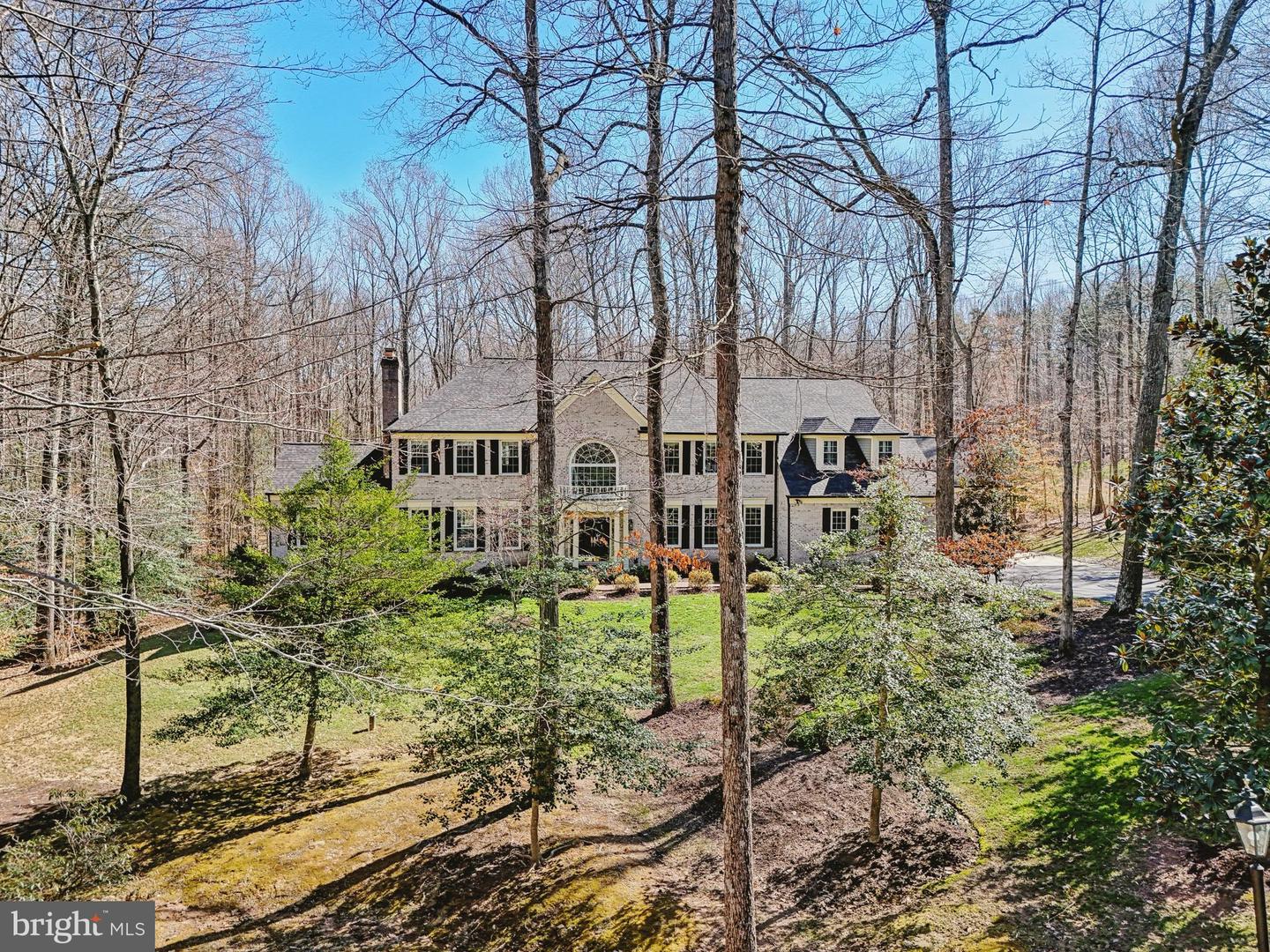 7951 KELLY ANN CT, FAIRFAX STATION, Virginia 22039, 5 Bedrooms Bedrooms, ,5 BathroomsBathrooms,Residential,For sale,7951 KELLY ANN CT,VAFX2244152 MLS # VAFX2244152