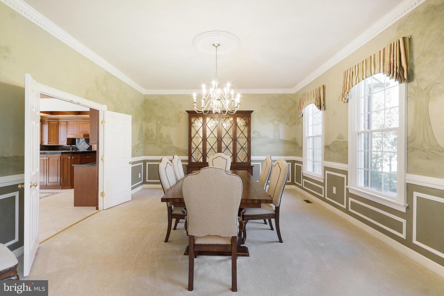 7951 KELLY ANN CT, FAIRFAX STATION, Virginia 22039, 5 Bedrooms Bedrooms, ,5 BathroomsBathrooms,Residential,For sale,7951 KELLY ANN CT,VAFX2244152 MLS # VAFX2244152