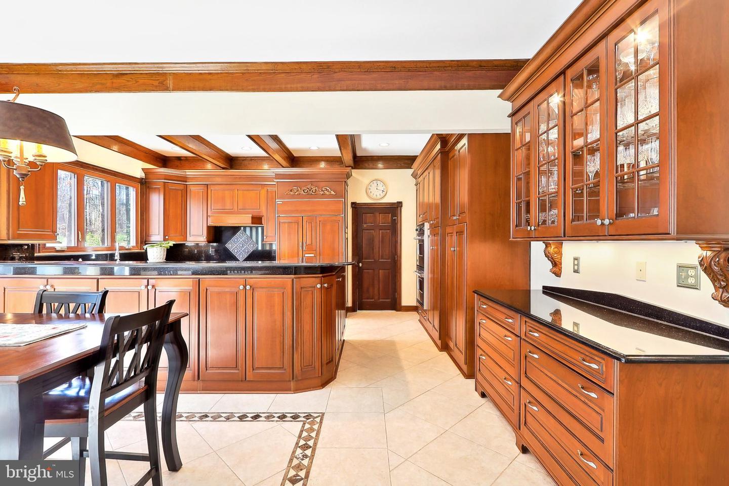7951 KELLY ANN CT, FAIRFAX STATION, Virginia 22039, 5 Bedrooms Bedrooms, ,5 BathroomsBathrooms,Residential,For sale,7951 KELLY ANN CT,VAFX2244152 MLS # VAFX2244152