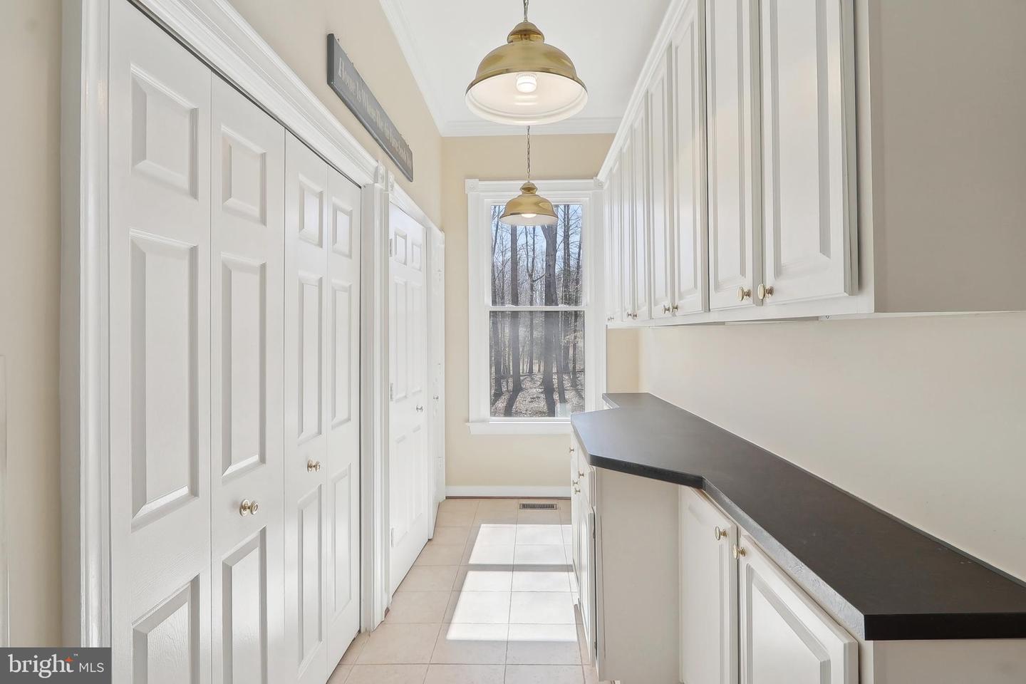 7951 KELLY ANN CT, FAIRFAX STATION, Virginia 22039, 5 Bedrooms Bedrooms, ,5 BathroomsBathrooms,Residential,For sale,7951 KELLY ANN CT,VAFX2244152 MLS # VAFX2244152