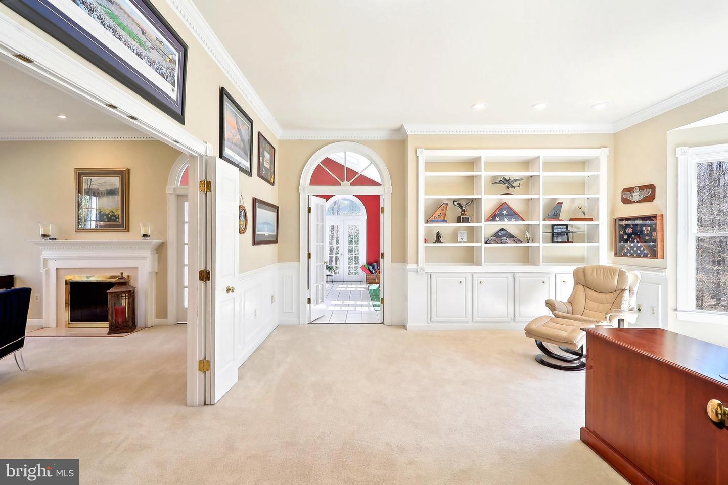 7951 KELLY ANN CT, FAIRFAX STATION, Virginia 22039, 5 Bedrooms Bedrooms, ,5 BathroomsBathrooms,Residential,For sale,7951 KELLY ANN CT,VAFX2244152 MLS # VAFX2244152