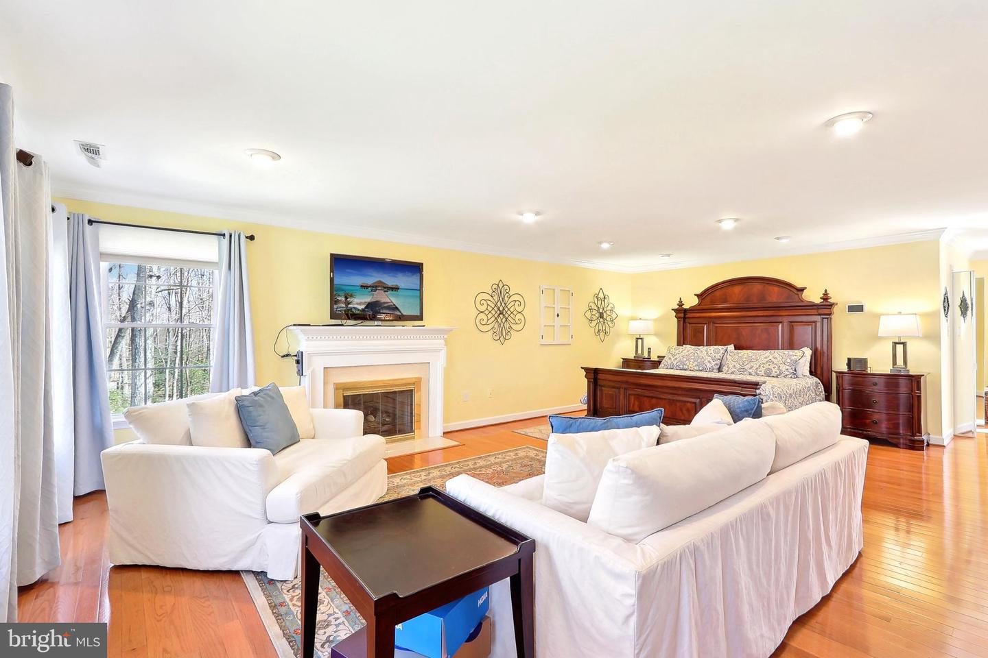 7951 KELLY ANN CT, FAIRFAX STATION, Virginia 22039, 5 Bedrooms Bedrooms, ,5 BathroomsBathrooms,Residential,For sale,7951 KELLY ANN CT,VAFX2244152 MLS # VAFX2244152