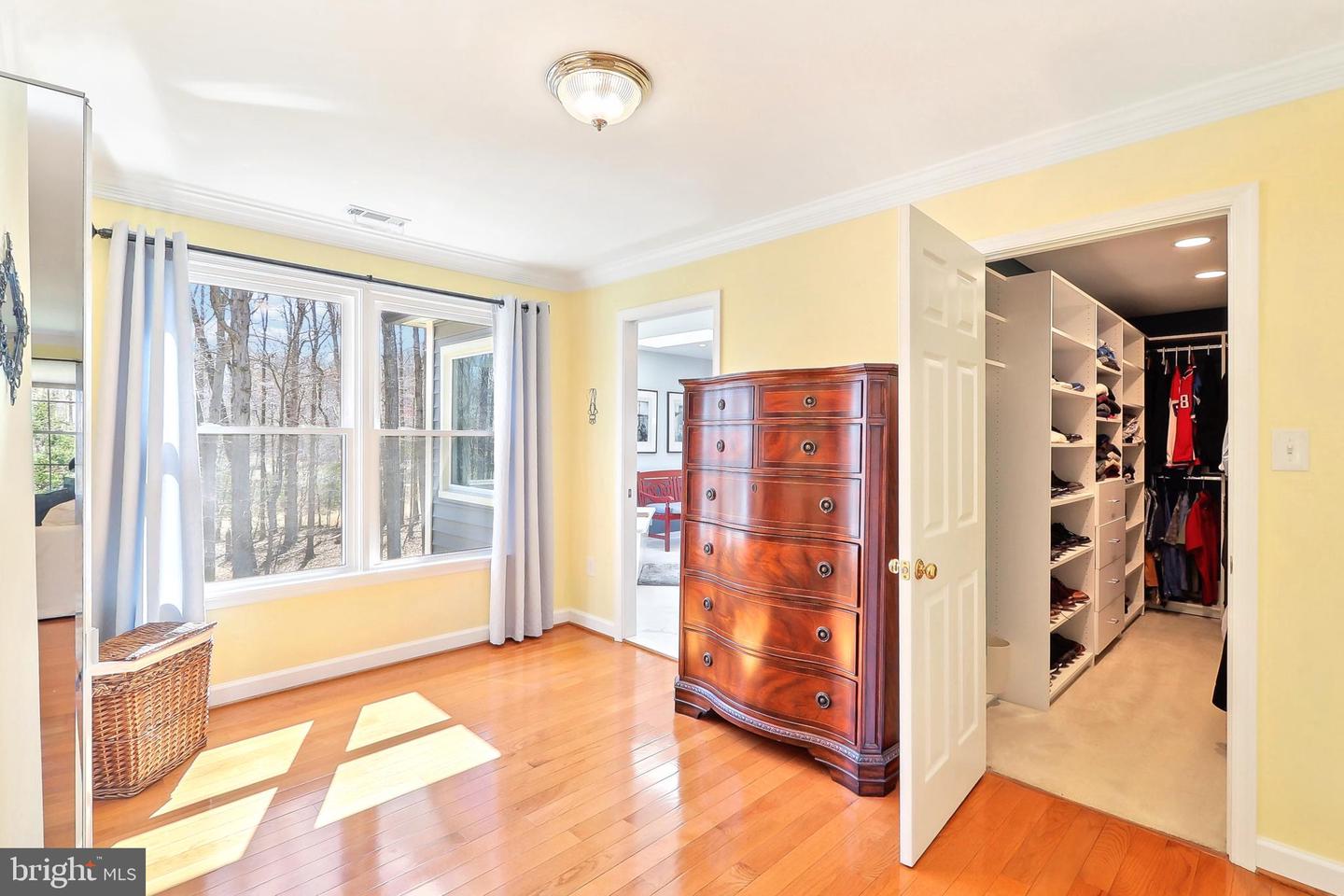 7951 KELLY ANN CT, FAIRFAX STATION, Virginia 22039, 5 Bedrooms Bedrooms, ,5 BathroomsBathrooms,Residential,For sale,7951 KELLY ANN CT,VAFX2244152 MLS # VAFX2244152