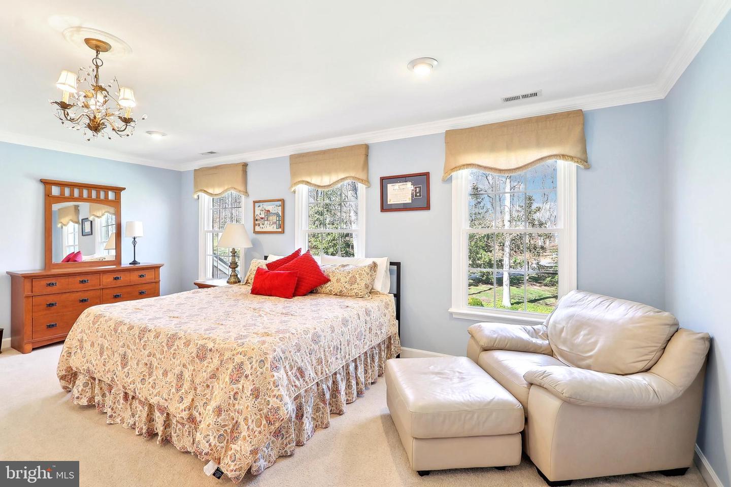 7951 KELLY ANN CT, FAIRFAX STATION, Virginia 22039, 5 Bedrooms Bedrooms, ,5 BathroomsBathrooms,Residential,For sale,7951 KELLY ANN CT,VAFX2244152 MLS # VAFX2244152