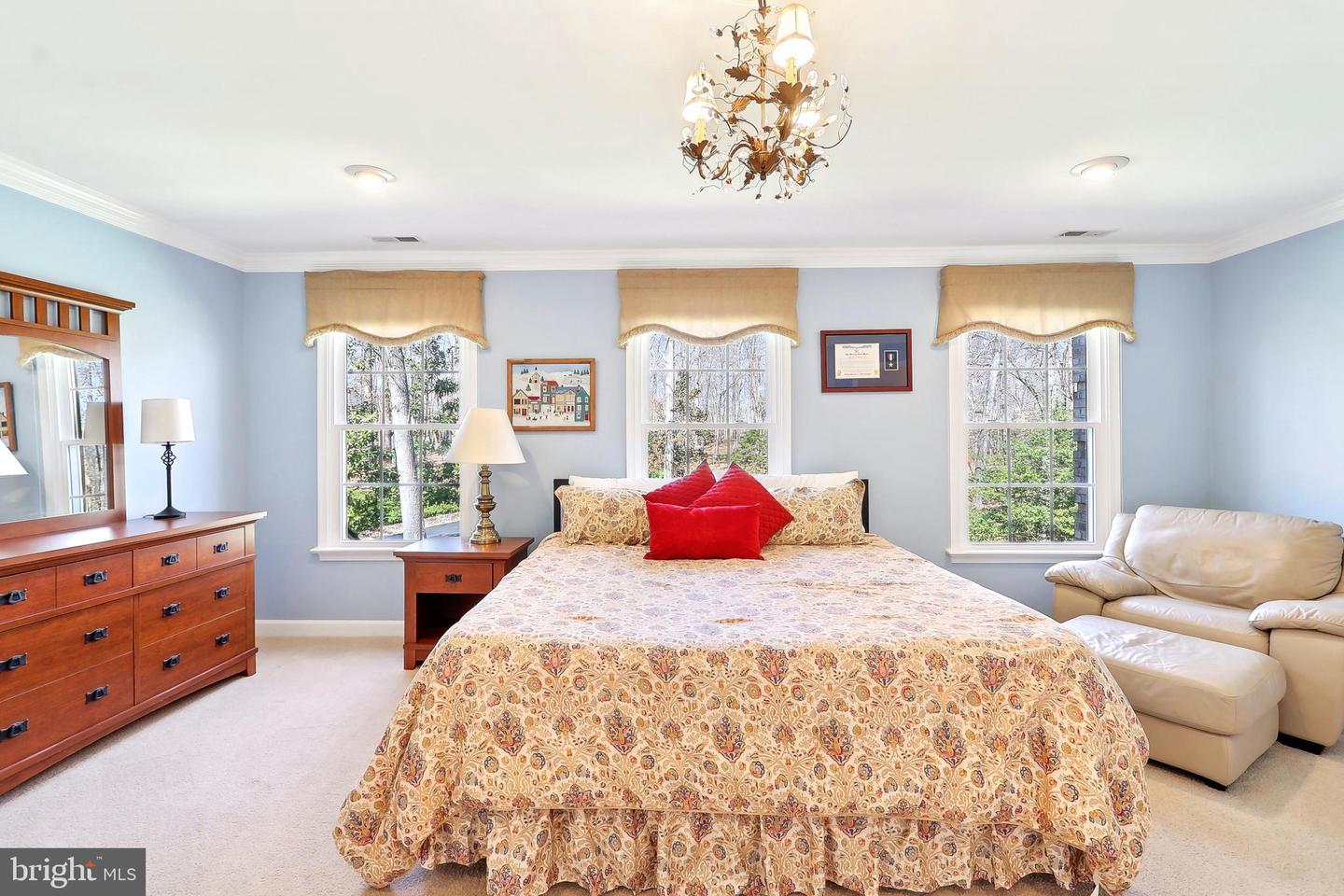 7951 KELLY ANN CT, FAIRFAX STATION, Virginia 22039, 5 Bedrooms Bedrooms, ,5 BathroomsBathrooms,Residential,For sale,7951 KELLY ANN CT,VAFX2244152 MLS # VAFX2244152