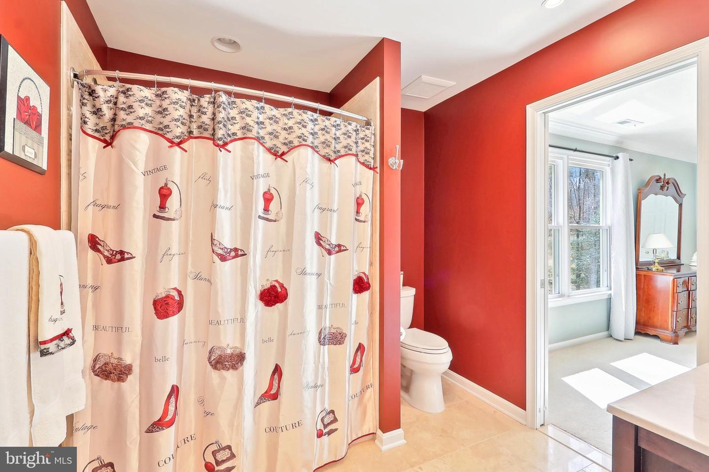 7951 KELLY ANN CT, FAIRFAX STATION, Virginia 22039, 5 Bedrooms Bedrooms, ,5 BathroomsBathrooms,Residential,For sale,7951 KELLY ANN CT,VAFX2244152 MLS # VAFX2244152