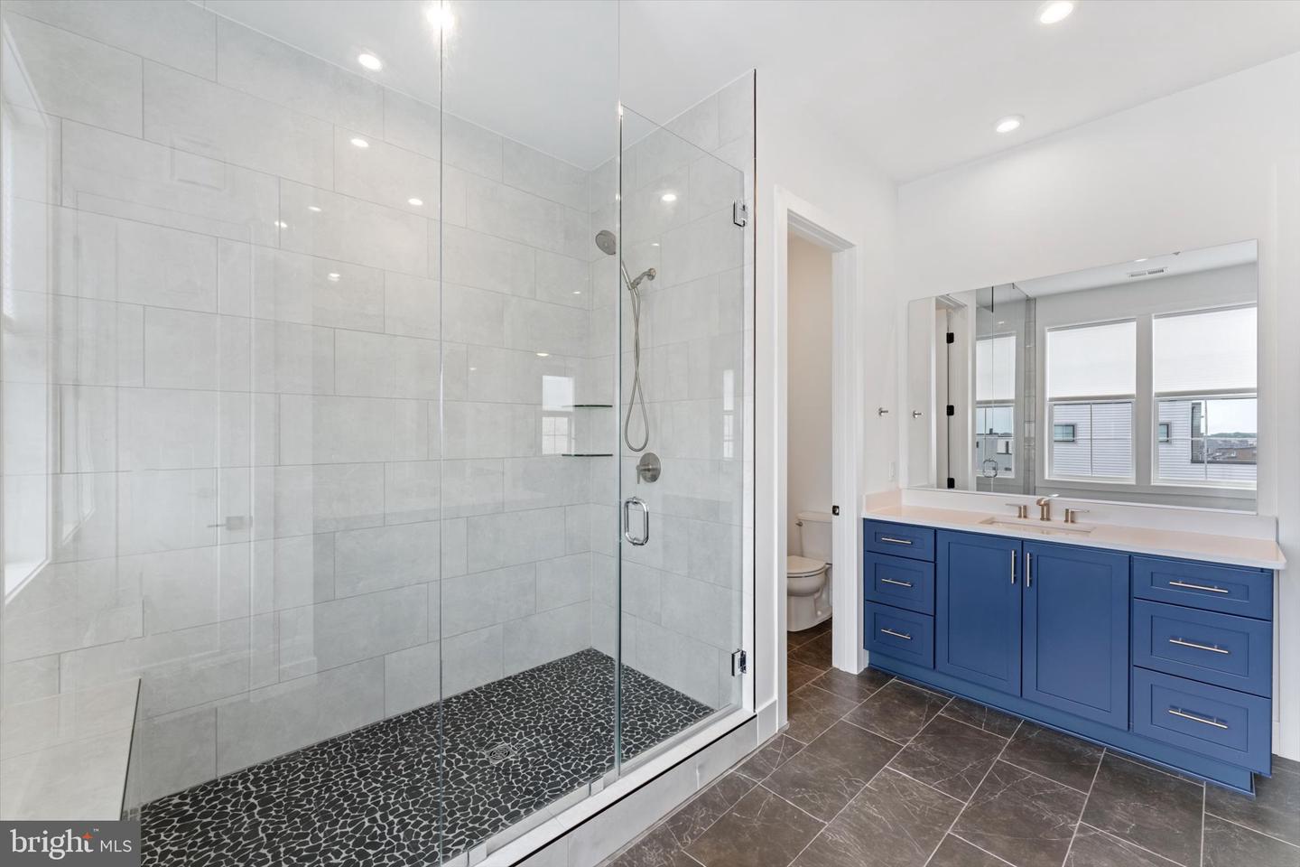 43443 CROSON LN #400, ASHBURN, Virginia 20148, 3 Bedrooms Bedrooms, ,2 BathroomsBathrooms,Residential,For sale,43443 CROSON LN #400,VALO2098264 MLS # VALO2098264