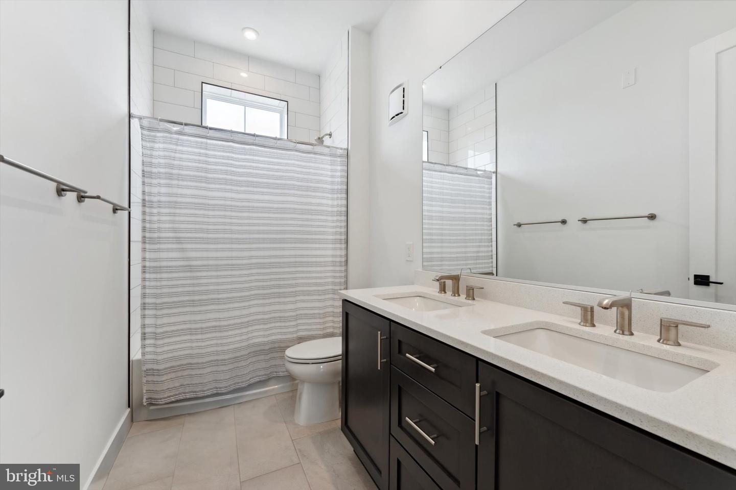 43443 CROSON LN #400, ASHBURN, Virginia 20148, 3 Bedrooms Bedrooms, ,2 BathroomsBathrooms,Residential,For sale,43443 CROSON LN #400,VALO2098264 MLS # VALO2098264