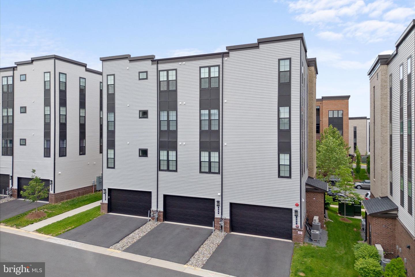 43443 CROSON LN #400, ASHBURN, Virginia 20148, 3 Bedrooms Bedrooms, ,2 BathroomsBathrooms,Residential,For sale,43443 CROSON LN #400,VALO2098264 MLS # VALO2098264