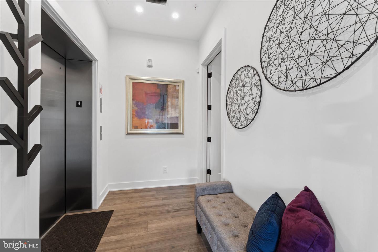 43443 CROSON LN #400, ASHBURN, Virginia 20148, 3 Bedrooms Bedrooms, ,2 BathroomsBathrooms,Residential,For sale,43443 CROSON LN #400,VALO2098264 MLS # VALO2098264