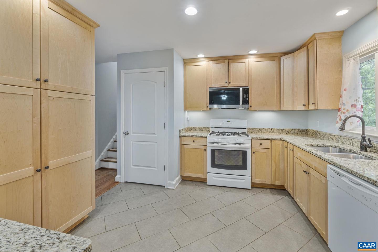 676 VICTORIAN CT, CHARLOTTESVILLE, Virginia 22901, 4 Bedrooms Bedrooms, ,2 BathroomsBathrooms,Residential,For sale,676 VICTORIAN CT,665109 MLS # 665109