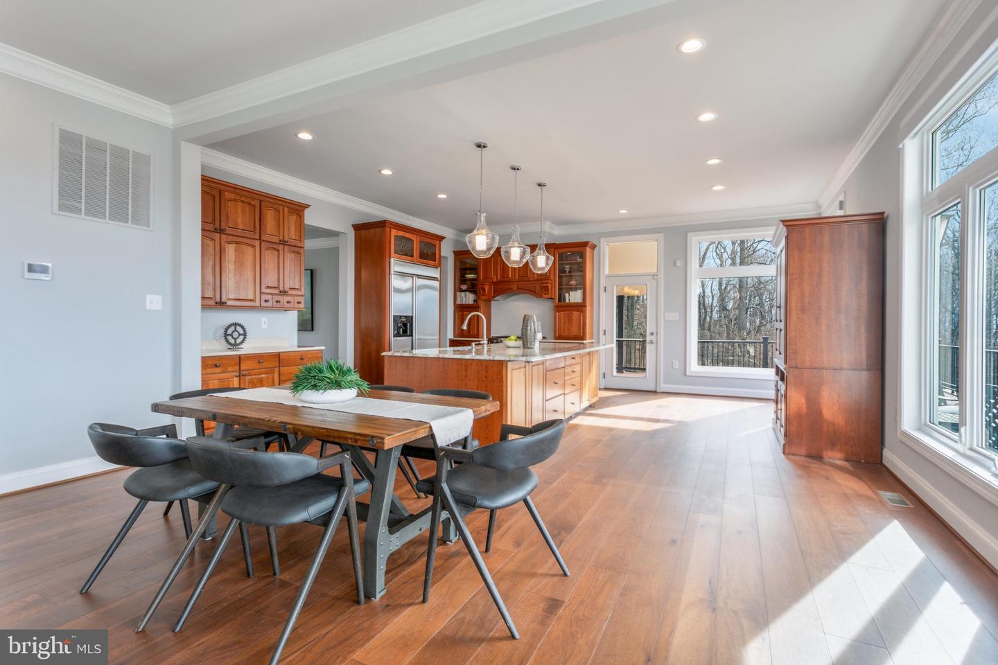 14812 MANOR VIEW, HILLSBORO, Virginia 20132, 4 Bedrooms Bedrooms, ,3 BathroomsBathrooms,Residential,For sale,14812 MANOR VIEW,VALO2098280 MLS # VALO2098280