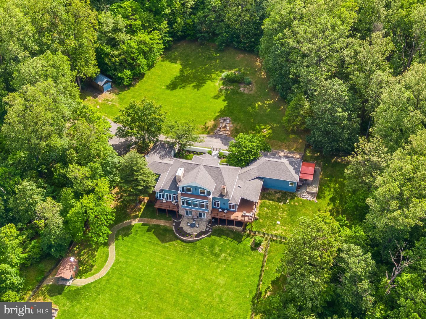 14812 MANOR VIEW, HILLSBORO, Virginia 20132, 4 Bedrooms Bedrooms, ,3 BathroomsBathrooms,Residential,For sale,14812 MANOR VIEW,VALO2098280 MLS # VALO2098280