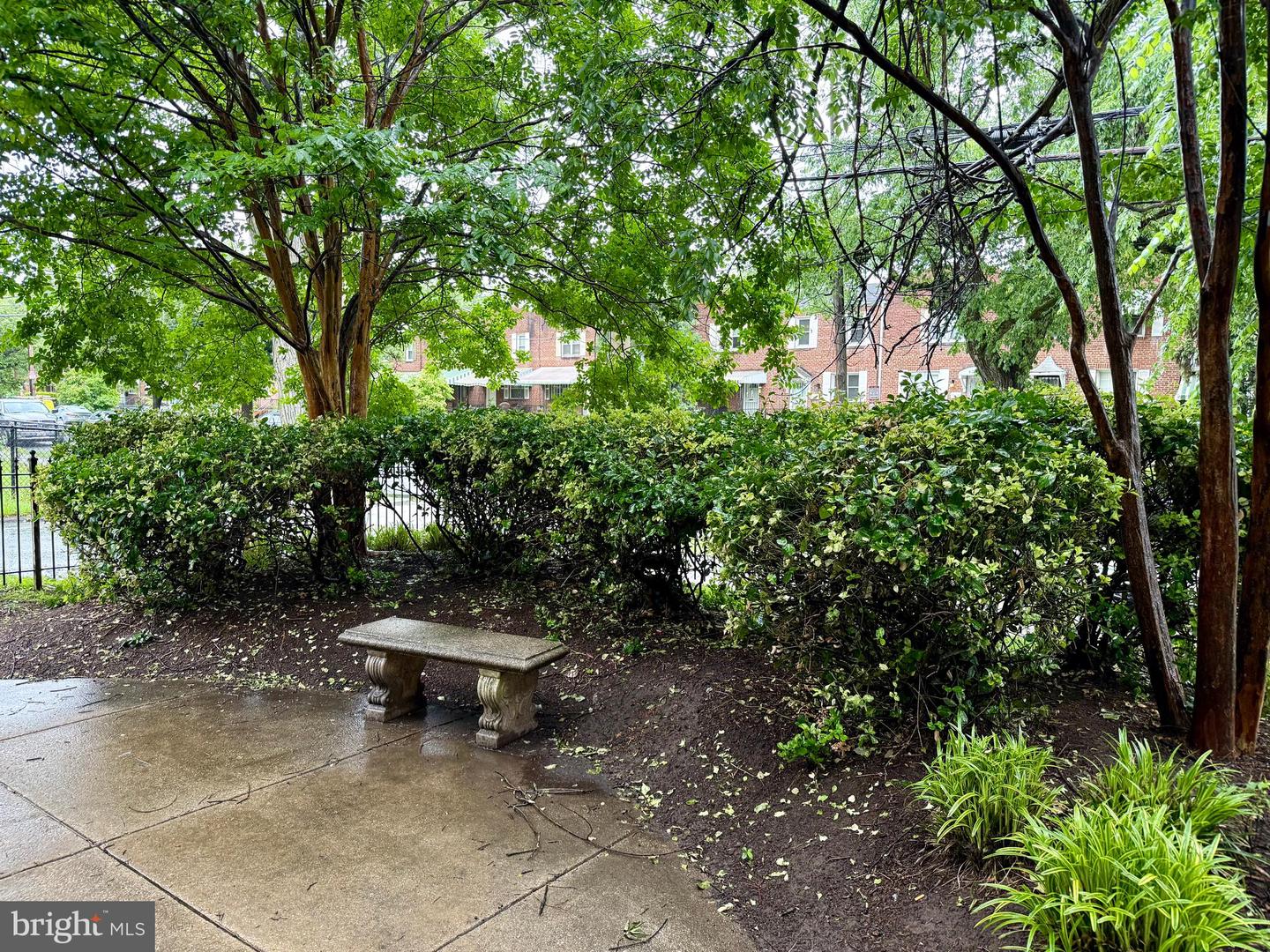 4212 BENNING RD NE #6, WASHINGTON, District Of Columbia 20019, 2 Bedrooms Bedrooms, ,1 BathroomBathrooms,Residential,For sale,4212 BENNING RD NE #6,DCDC2203142 MLS # DCDC2203142