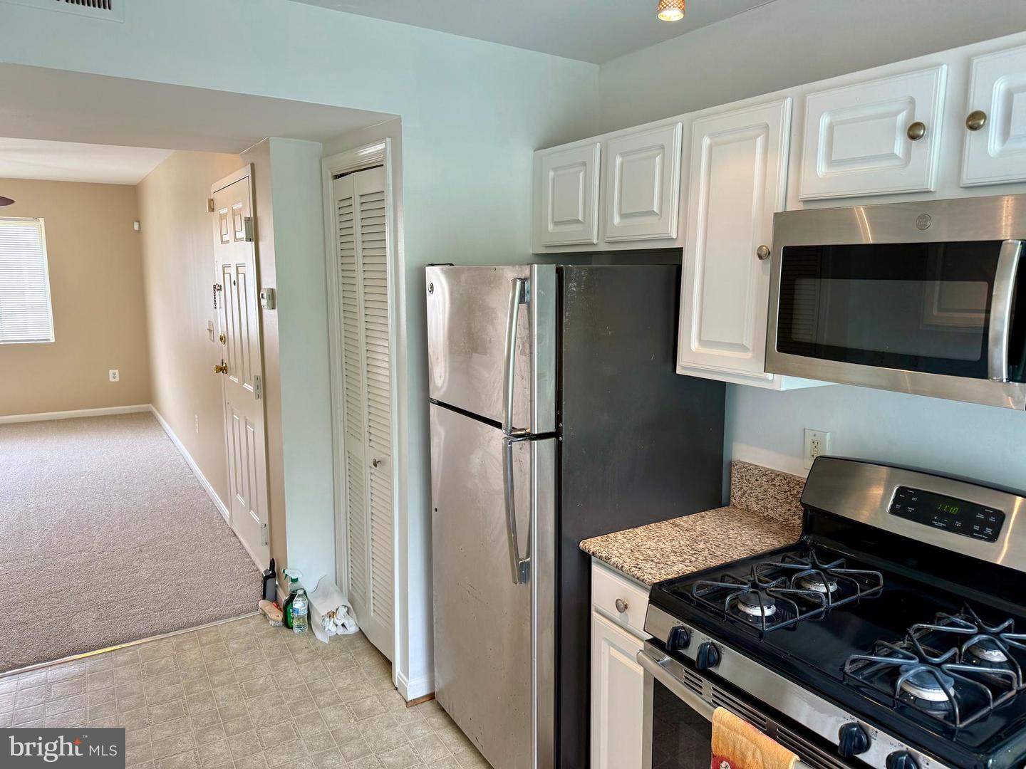 4212 BENNING RD NE #6, WASHINGTON, District Of Columbia 20019, 2 Bedrooms Bedrooms, ,1 BathroomBathrooms,Residential,For sale,4212 BENNING RD NE #6,DCDC2203142 MLS # DCDC2203142