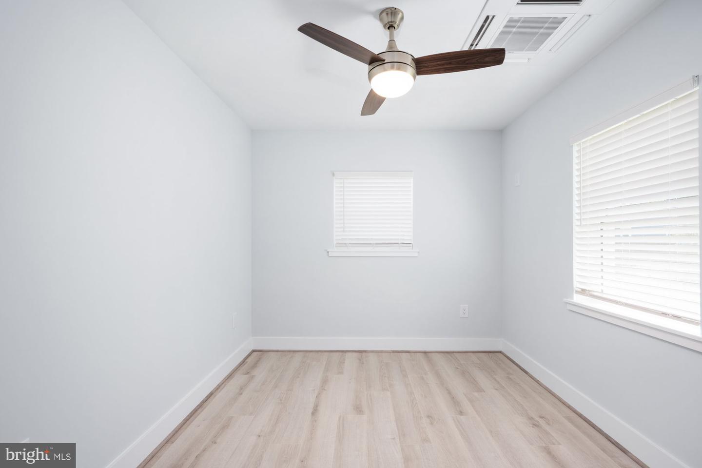 16 9TH ST, COLONIAL BEACH, Virginia 22443, 2 Bedrooms Bedrooms, ,1 BathroomBathrooms,Residential,For sale,16 9TH ST,VAWE2009006 MLS # VAWE2009006