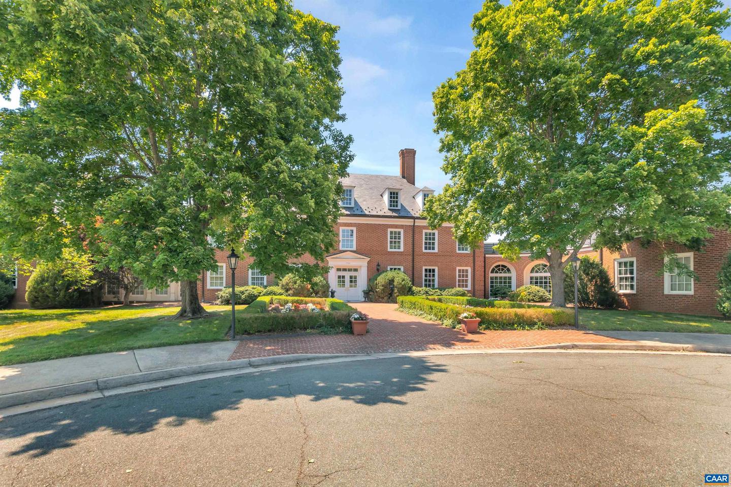 2402 PENDOWER LN, KESWICK, Virginia 22947, 5 Bedrooms Bedrooms, ,5 BathroomsBathrooms,Residential,For sale,2402 PENDOWER LN,665095 MLS # 665095