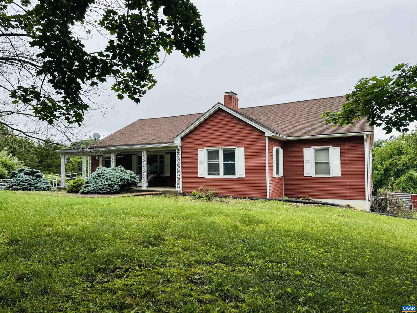 1820 SPRINGHILL RD, STAUNTON, Virginia 24401, 4 Bedrooms Bedrooms, ,3 BathroomsBathrooms,Residential,For sale,1820 SPRINGHILL RD,665103 MLS # 665103