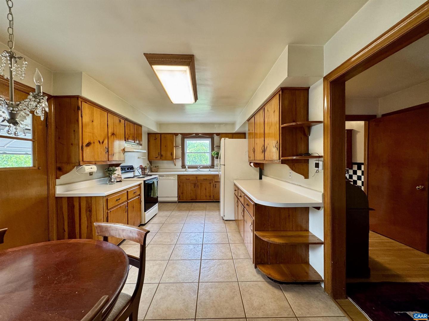 1820 SPRINGHILL RD, STAUNTON, Virginia 24401, 4 Bedrooms Bedrooms, ,3 BathroomsBathrooms,Residential,For sale,1820 SPRINGHILL RD,665103 MLS # 665103