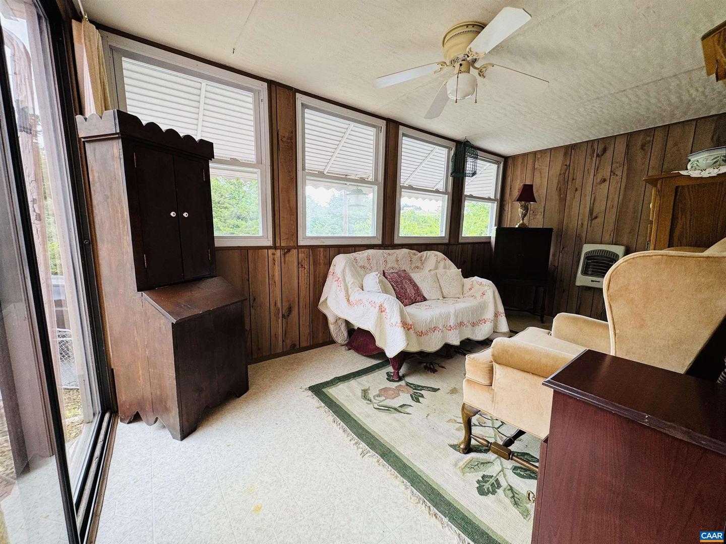 1820 SPRINGHILL RD, STAUNTON, Virginia 24401, 4 Bedrooms Bedrooms, ,3 BathroomsBathrooms,Residential,For sale,1820 SPRINGHILL RD,665103 MLS # 665103