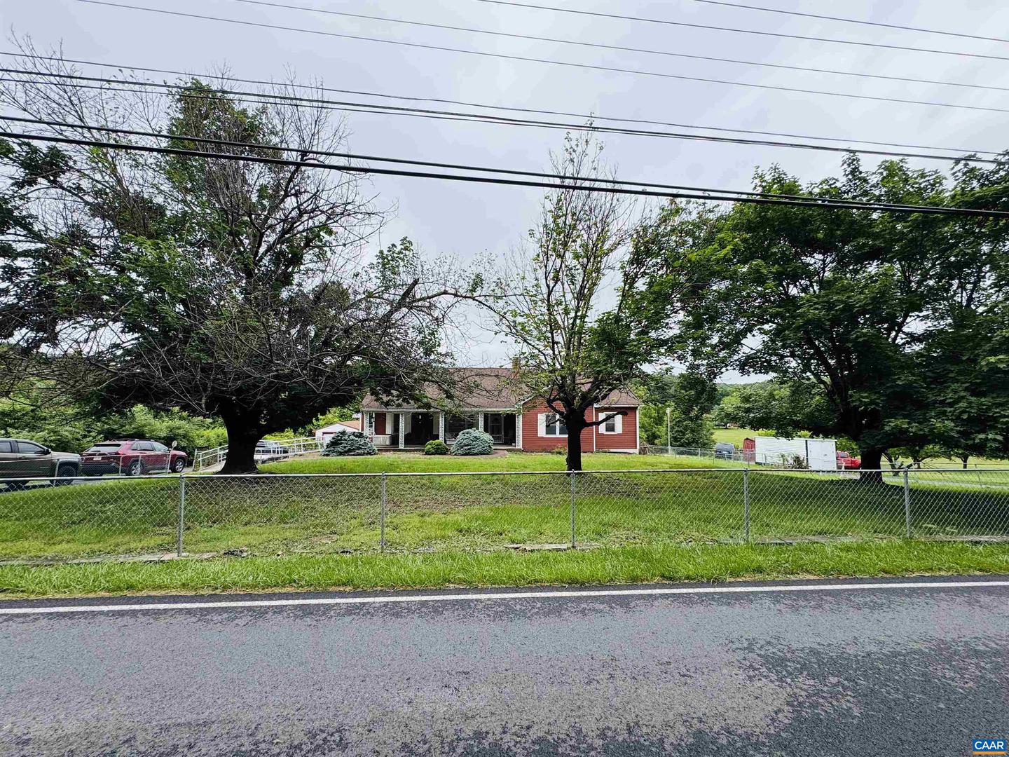 1820 SPRINGHILL RD, STAUNTON, Virginia 24401, 4 Bedrooms Bedrooms, ,3 BathroomsBathrooms,Residential,For sale,1820 SPRINGHILL RD,665103 MLS # 665103