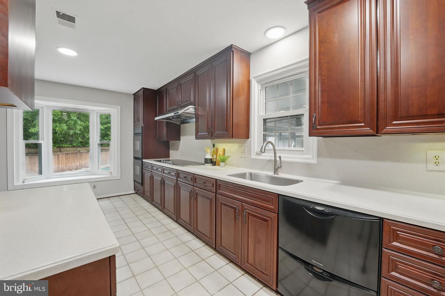 2624 BLACK FIR CT, RESTON, Virginia 20191, 4 Bedrooms Bedrooms, ,4 BathroomsBathrooms,Residential,For sale,2624 BLACK FIR CT,VAFX2244140 MLS # VAFX2244140