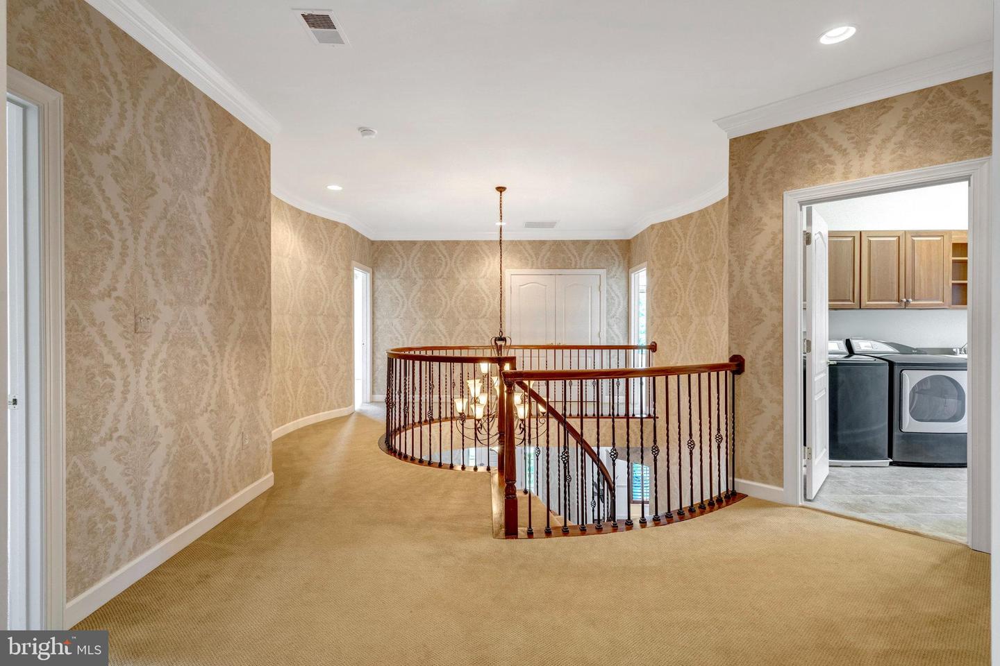 13796 NECKLACE CT, CHANTILLY, Virginia 20151, 6 Bedrooms Bedrooms, ,6 BathroomsBathrooms,Residential,For sale,13796 NECKLACE CT,VAFX2244154 MLS # VAFX2244154