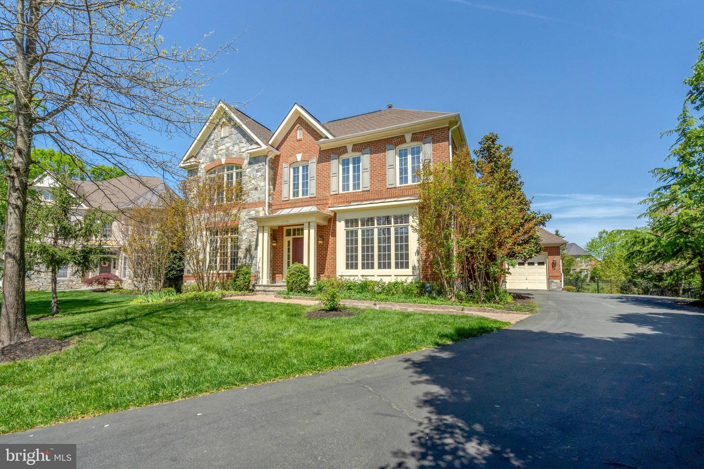 13796 NECKLACE CT, CHANTILLY, Virginia 20151, 6 Bedrooms Bedrooms, ,6 BathroomsBathrooms,Residential,For sale,13796 NECKLACE CT,VAFX2244154 MLS # VAFX2244154
